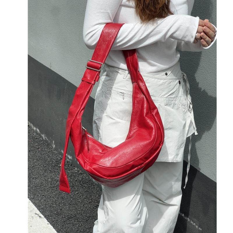 Wide-shoulder Strap Crossbody Bag Dumpling Bag Soft Skin Commuter Underarm Single-shoulder Bag