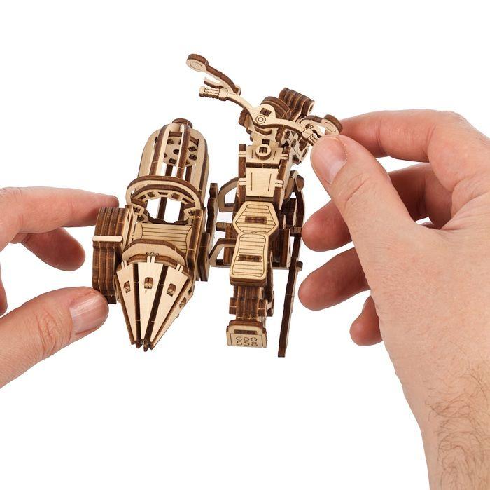Hagrid's Flying Motorbike™ - Ugears - Puzzle 3D en bois