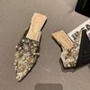 New Women Shoes Luxury Slipper Beautiful Rhinestone Rivet Casual Sandals Girl Fashion Pointed Toe Pointed Toe Slides