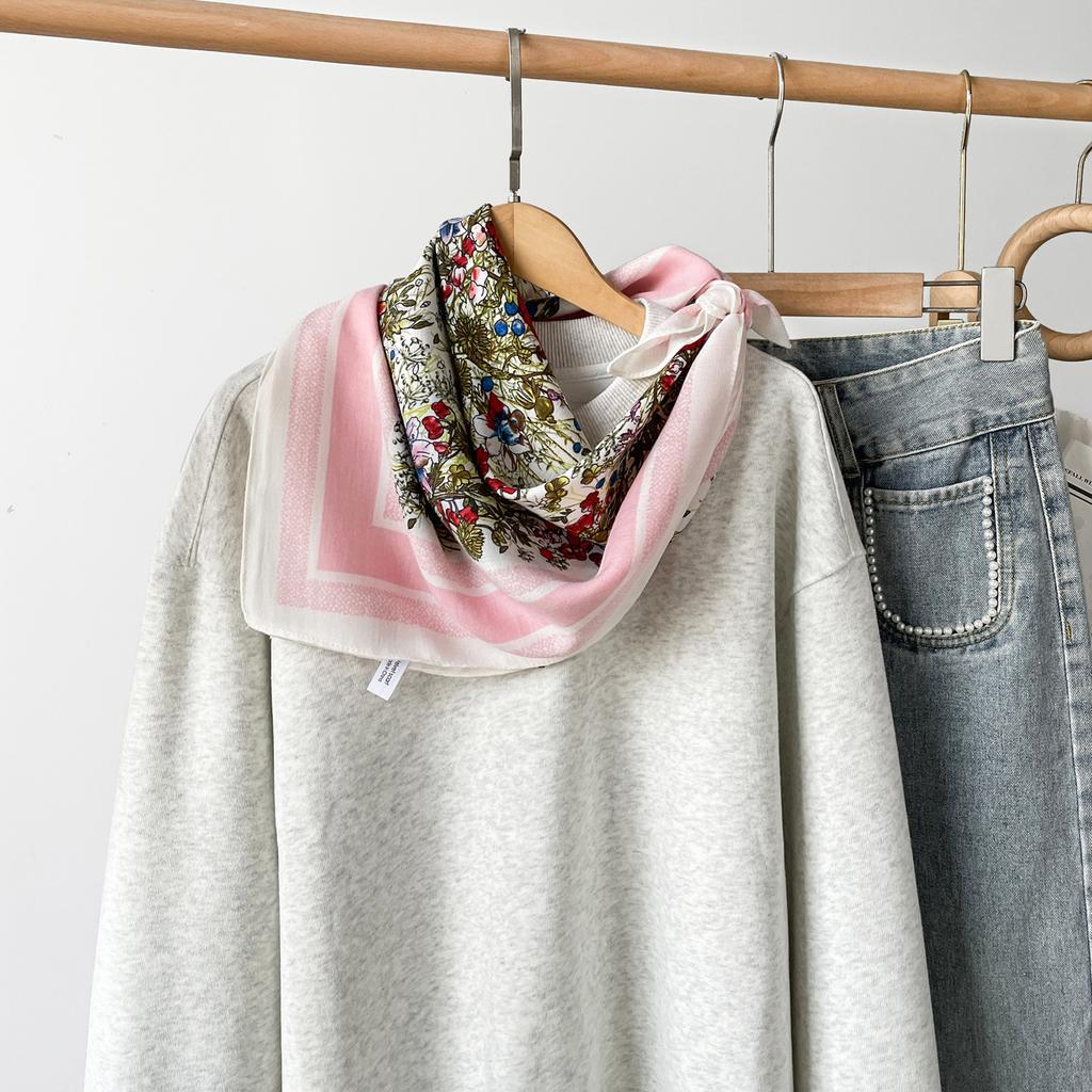 Spring And Summer Satin Long Scarf For Women Sunscreen Shawl Fashionable Beauty Scene Satin Long Scarf Versatile Travel Scarf