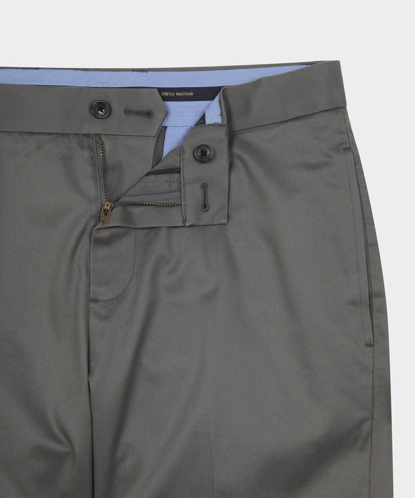 BROOKS BROTHERS Regular Fit Lightweight Advantage Chino (Magnet) (Bbpcmmz502)