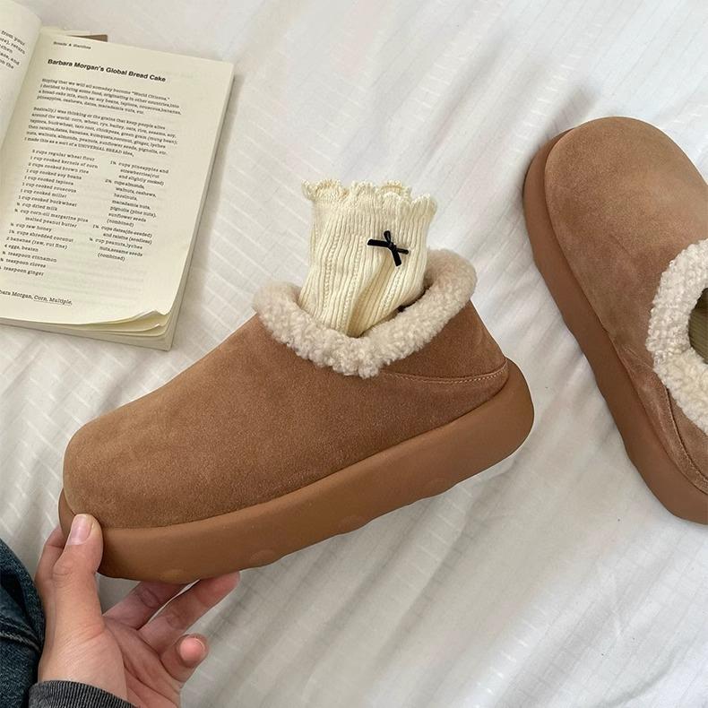 Wool version~ fur integrated snow boots for women, new thick soles in winter, heightened, two women wearing large potato thickened cotton shoes