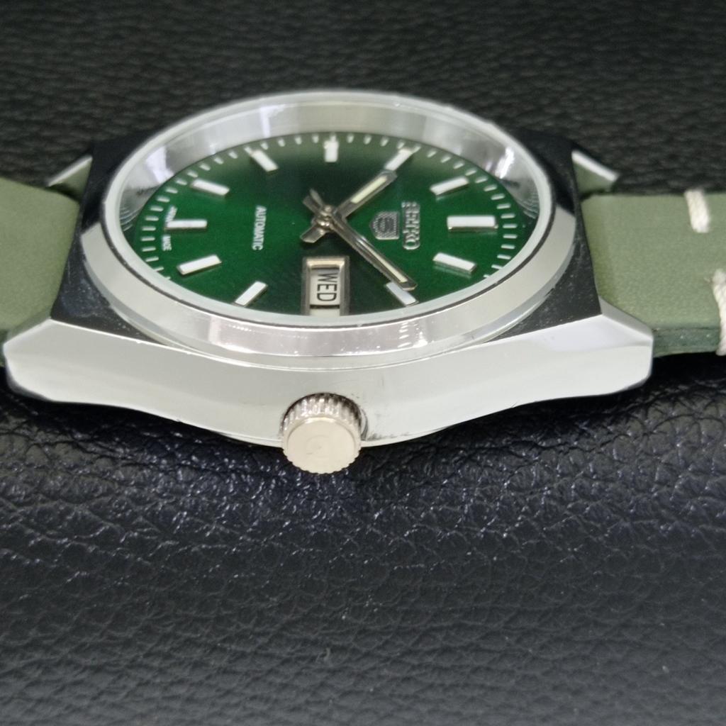 JAPAN VINTAGE REFURBISHED SEIKO 5 AUTOMATIC MENS GREEN DIAL WATCH A440664-4 Sk-a440664