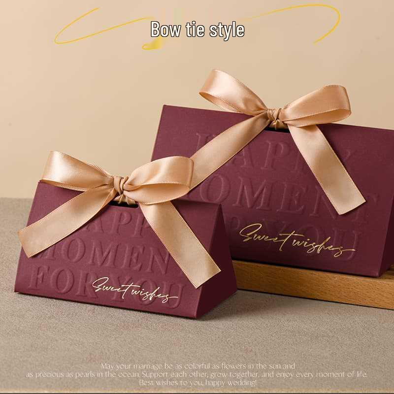 2025 Elegant Triangular Wedding Candy Box for Newlyweds – High-End Party Favor