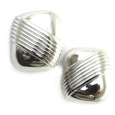 [M9303] - Silver 'Cleopatra' Clips