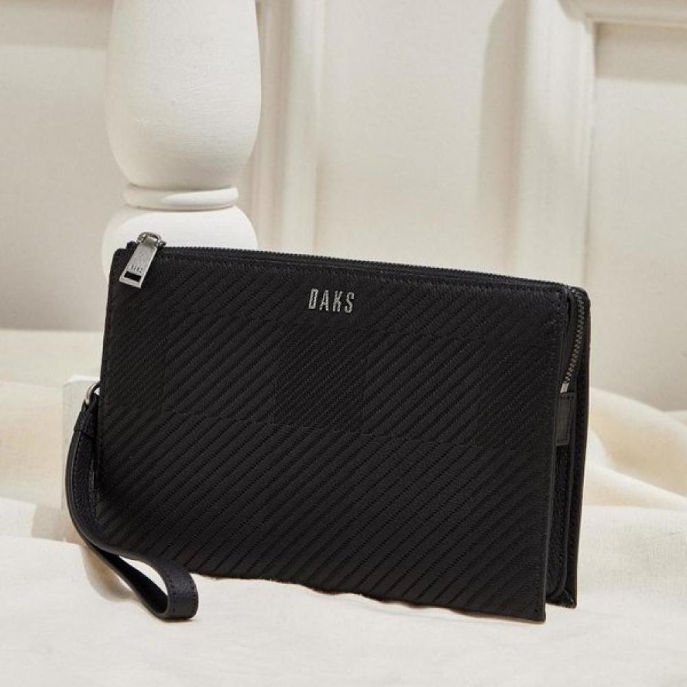 

Daks Black Check Leather Clutch Bag Dbba2f305bk Single option