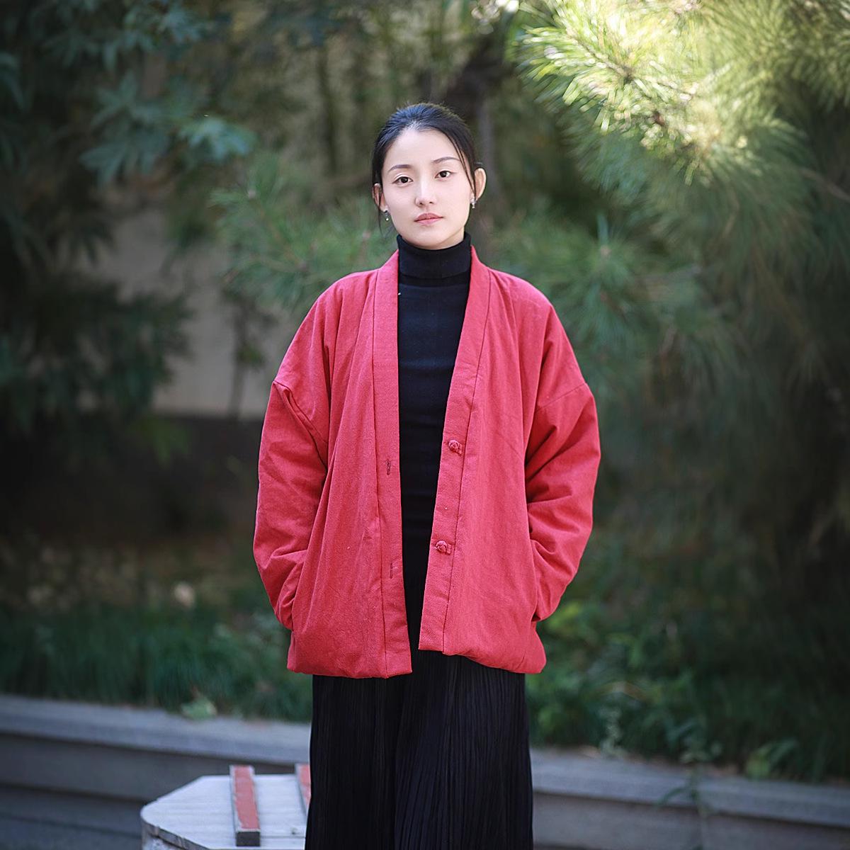 

Винтажная стеганая куртка из хлопка и льна с самодельными пуговицами-лягушками для женщин One Size темно-красного