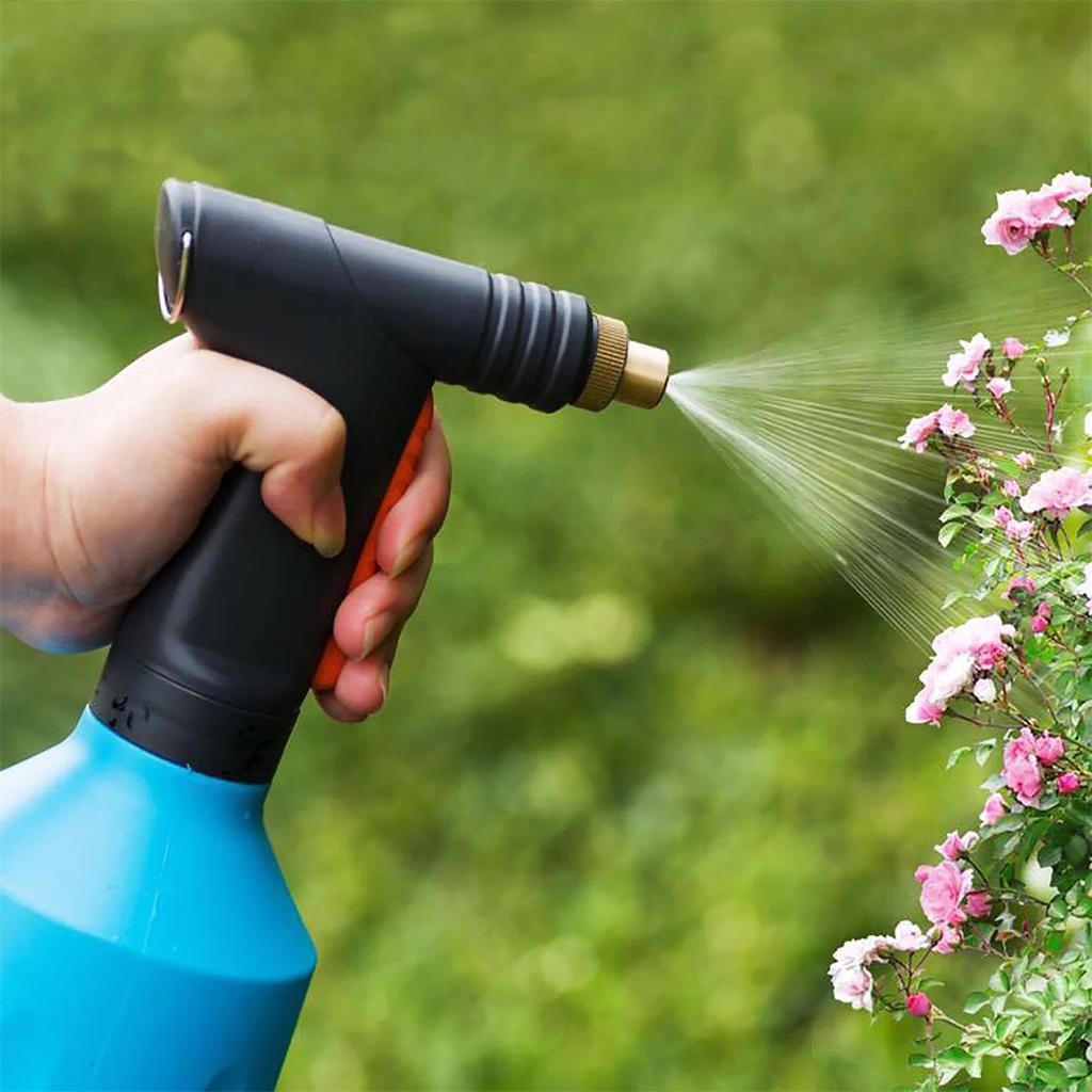 Pneumatic Spray Kettle 680ml Manual Pressure Sprayer Adjustable Copper Nozzle Garden Watering Disinfection Cleaning Atomizer 1Pc