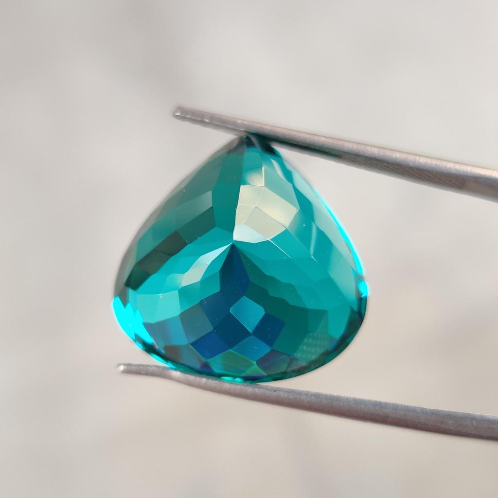 Amazing Pear Oval Cut Natural Glass Stone, Loose Stone, 23.35 Carat, 18 MM Size Pear Stone.