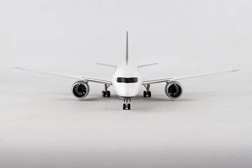 Hogan Wings Air Canada Ground Posture with Landing Gear Scale Model 10963GR B787-8 1/200