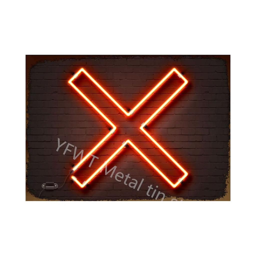 Vintage Colorful Neon Toilet Sign Sexy Woman Plaque Vintage Tin Sign Retro Metal Sign Decorative Plaque Wall Decor