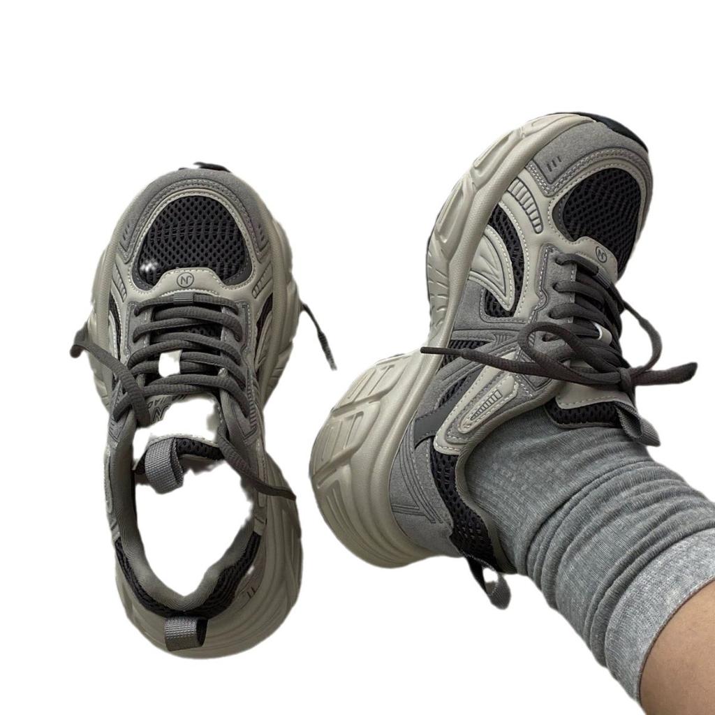 Leather Retro Dad Shoes Women's 2025 New Autumn and Winter Platform Internet Celebrity Super Hot Ins Casual Sports Shoes