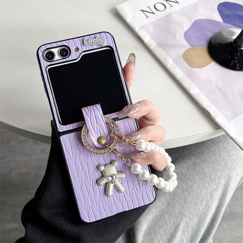 

Xiaoxiang Feng Rhinestone Bear Phone Case for Samsung Zflip5 Flip Folding XFLIP Portable Pearl For Huawei Pocket2