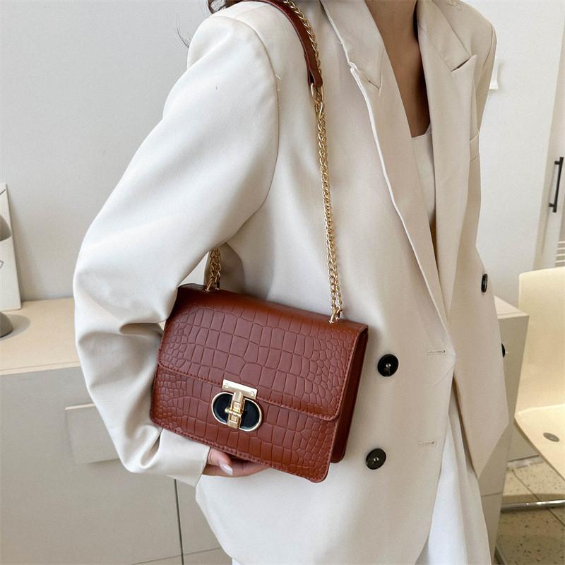 Schicke Stilvolle Quadratische Ketten Tasche Für Frauen In Schwarz Weiß Grün Braun Pink Für Herbst Mode