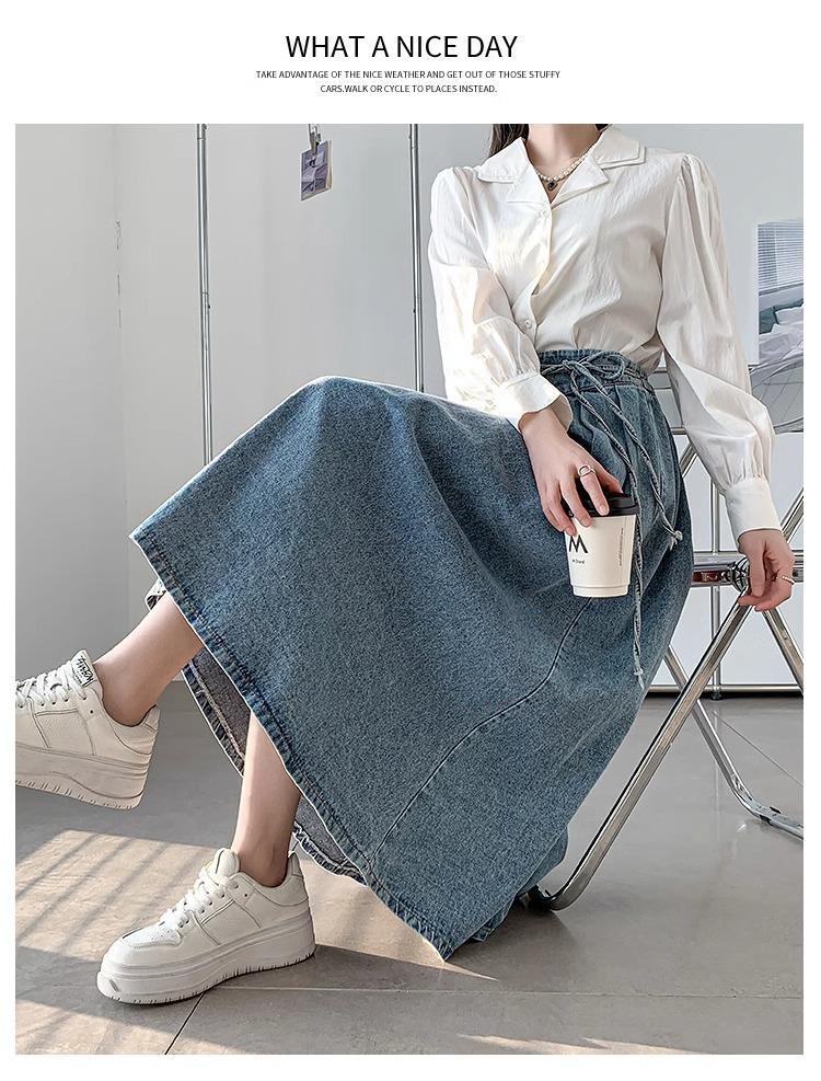 2025 Frühling/Sommer Koreanischer A-Linien Denim Midirock mit plissiertem Saum und elastischer hoher Taille.
