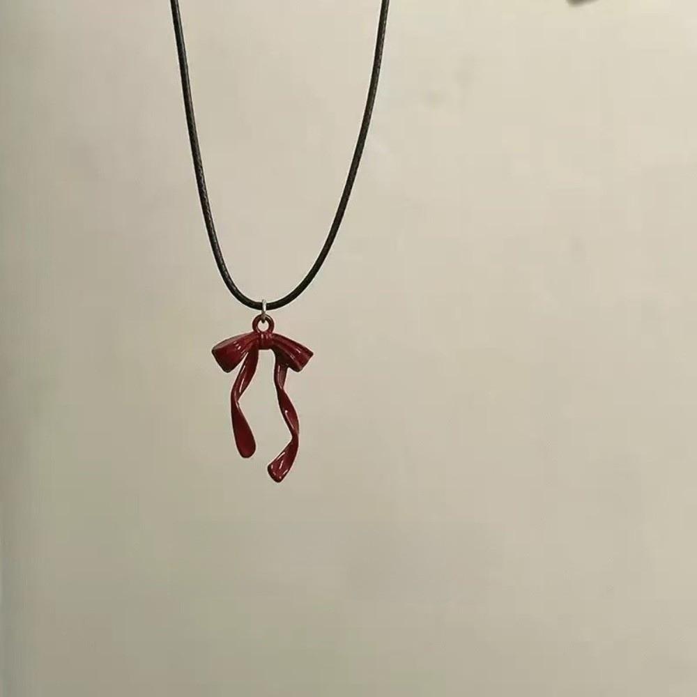 Cool Bowknot Pendant Necklace Sweet Clavicle Chain Creative Leather Rope Necklace  Y2K Party