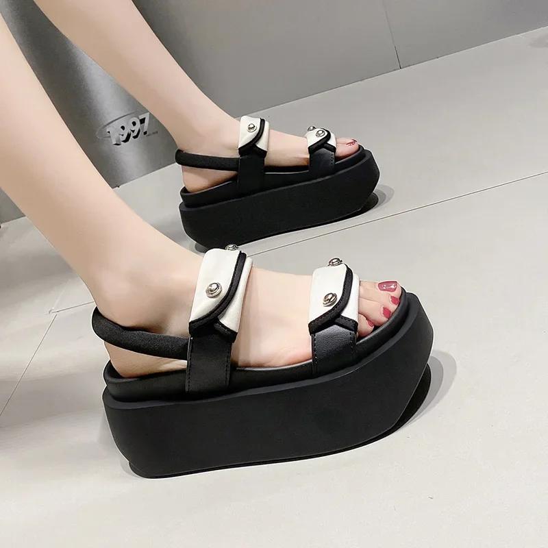 Modes Sieviešu Platformas Sandales JAUNAS Vasaras Dizaineru Zemas Papēžu Masīvi Apavi 8CM Pludmales Iešļūcenes Sieviešu Gladiators Sporta Sandales