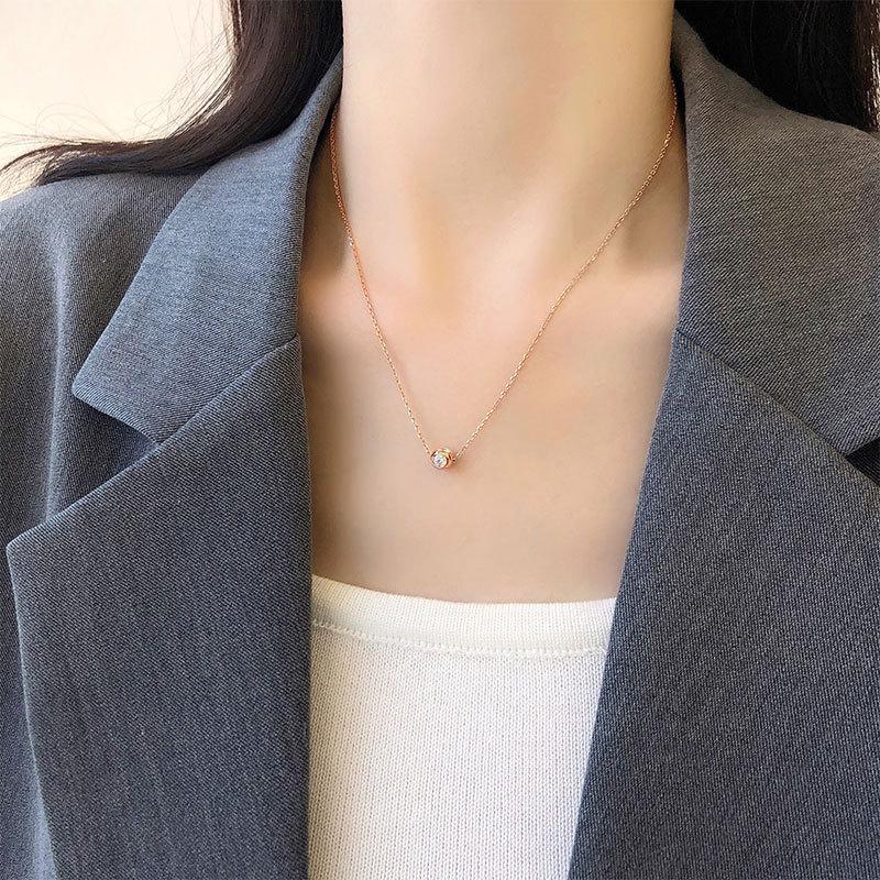 Light Luxury Three-dimensional Square Zircon Necklace Geometric Versatile Simple Clavicle Chain Female Student