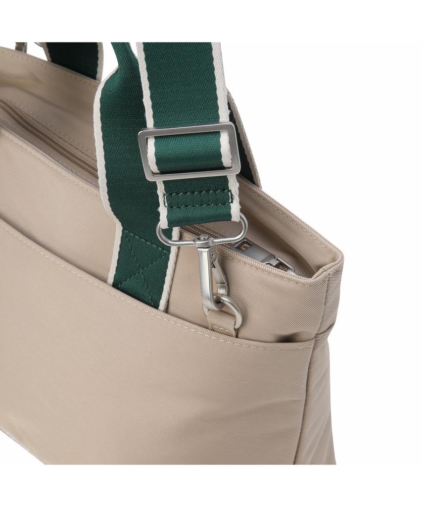 Golden Bear (W) Petit Tote Bag G6Bax26111Bex