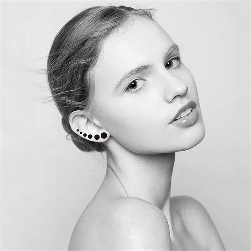 Classic Punk Stainless Steel Ear Clip Black No Pierced Fake Ear Circle Simple All-Match Fashion Pop Garment Accessories