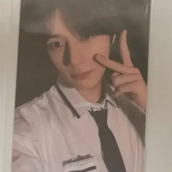 

Tomorrow X Together Photocard Cu Cu Pre-order Benefit Fear Beomgyu