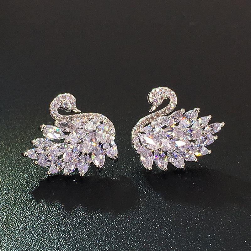 1Pair New Design Crystal Swan Earring White / Black Gold Color Cubic Zirconia Stone Stud Earrings