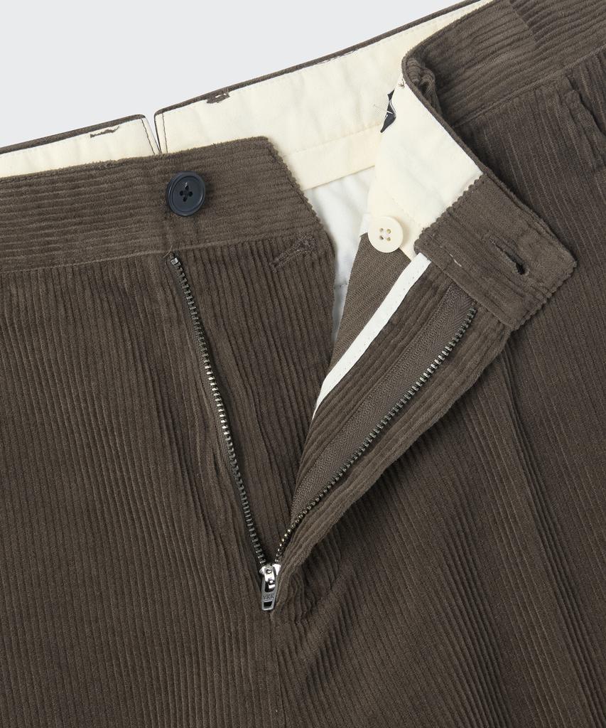 MUSINSA STANDARD [City Workers] 8W Corduroy Tapered Pants [Taupe Beige]