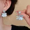 Silver Needle Freshwater Pearl Flower Earrings French Retro Simple Temperament Earrings Premium Versatile New Earrings Women