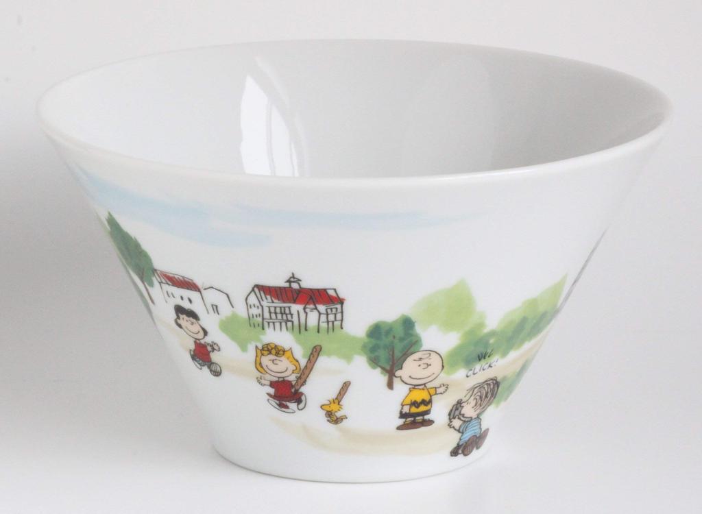 PEANUTS Snoopy World Travel Multi 700ml Bowl, Paris, White,