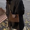 Mode neue Retro-Textur kleine quadratische Tasche Damen einfache einfarbige Schulter-Umhängetasche Tide