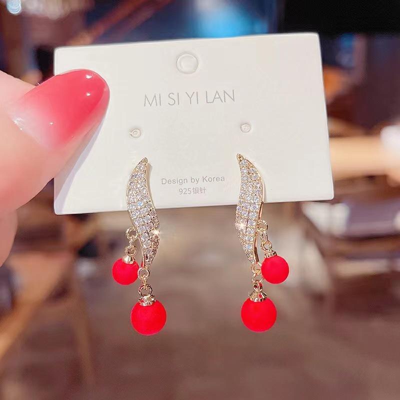 

New Korean Women s Dangle Earrings Imitation Pearl Pendants Elegant Wedding Ear Zircon for Ladies Shiny Crystal Hanging Earring