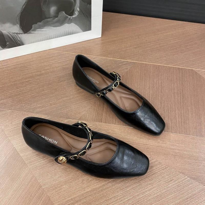 Retro flat-soled small square head shoes autumn new buckle small leather shoes women's temperament single shoes