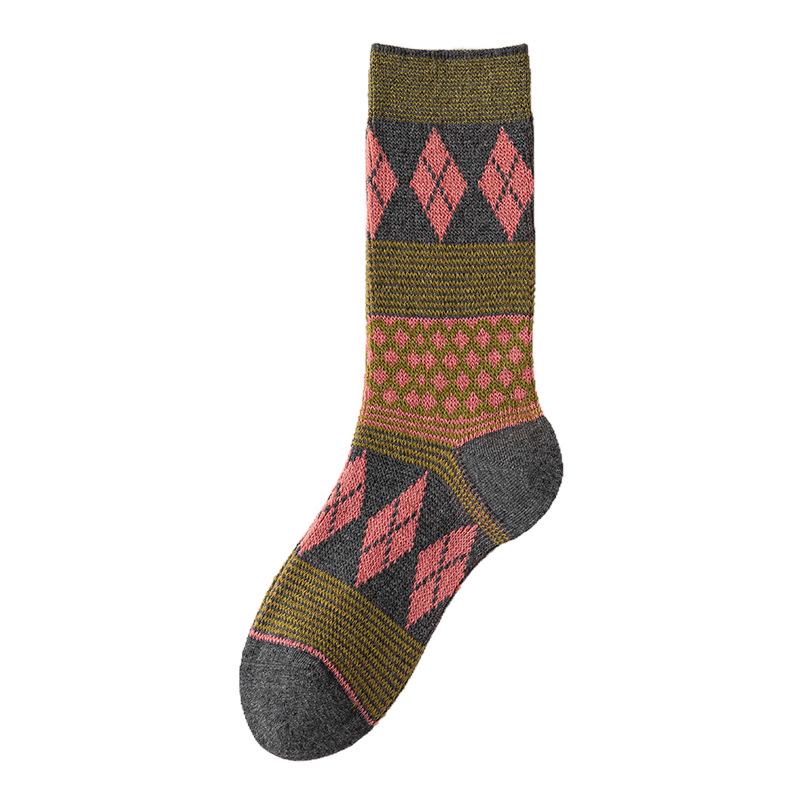 Women's Retro Argyle Mid-Calf Socks - Autumn/Winter Ethnic Style