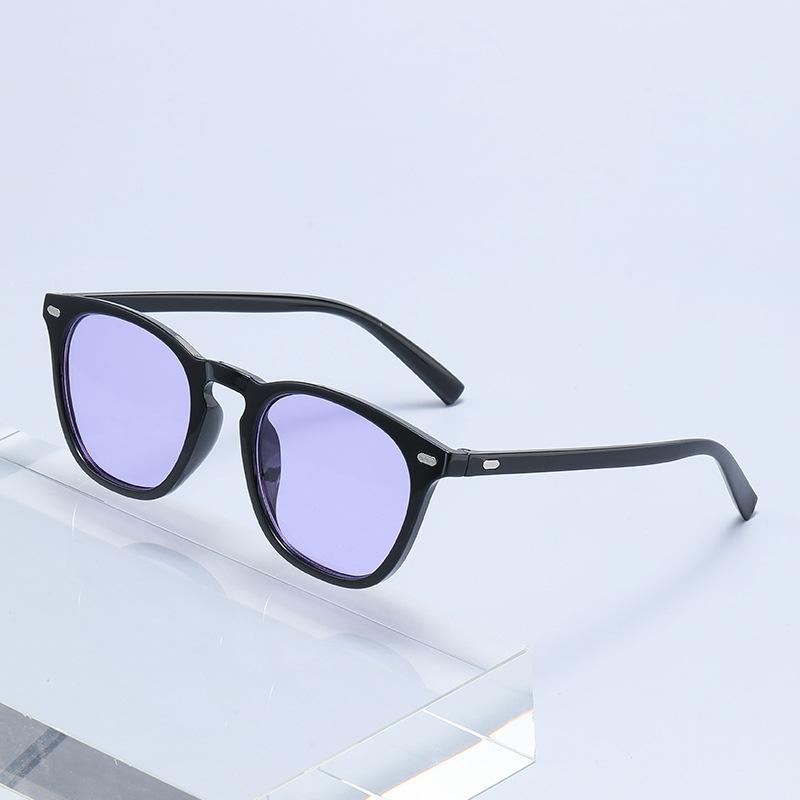 New Fashion Square Classic Plastic Frame Women Sunglasses For Men Daily Life Shades Eyewear Accessories
