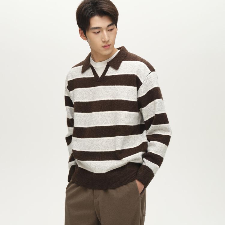 

Men s 2025 Winter Loose Knit Sweater with Wool Stripes and Seagull Collar L кавовий