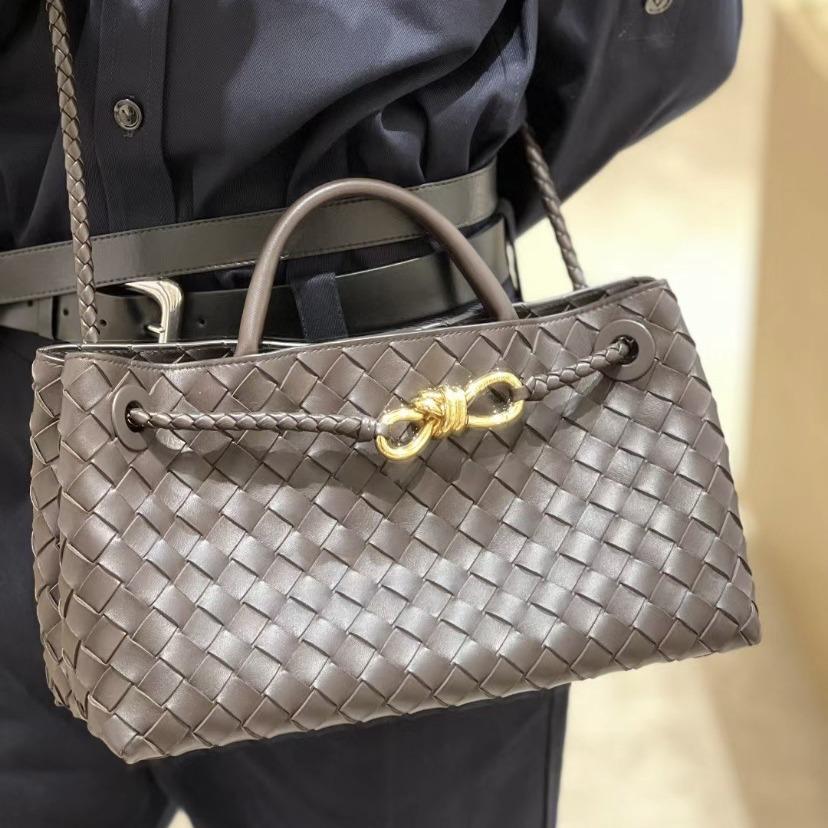 Bag Women's New Leather Handwoven Bag Niche Fashion Handbag Shoulder Messenger Bag