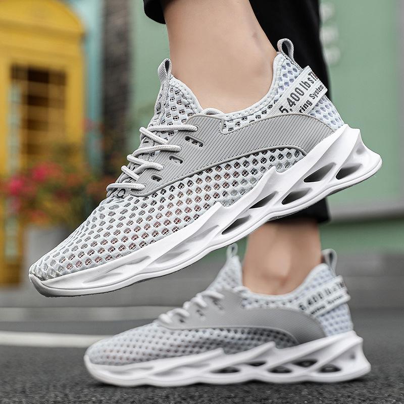 2025 summer large size men's shoes foreign trade outdoor sports lightweight casual shoes trendy men's hollow breathable mesh shoes