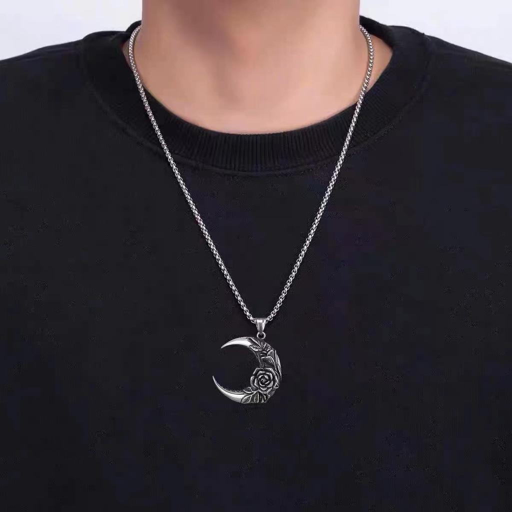 Moon Female Couple European and American Ins Street Punk Pendant Sweater Chain Necklace Pendant