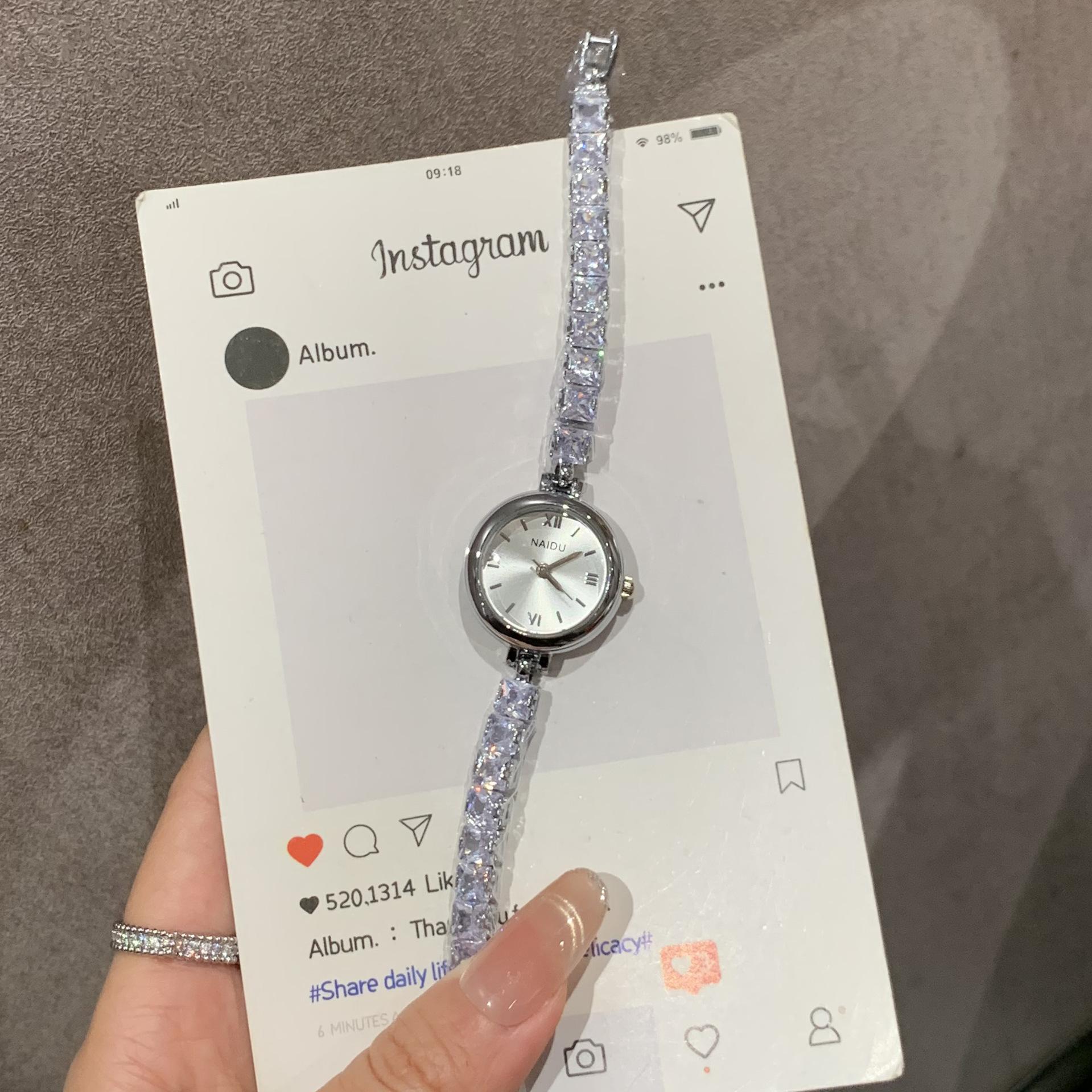 Rhinestone Bracelet Watch Round Women S Chain List Versatile Small Fresh Women S Watch Fashion Trend Gold Watch Medieval
