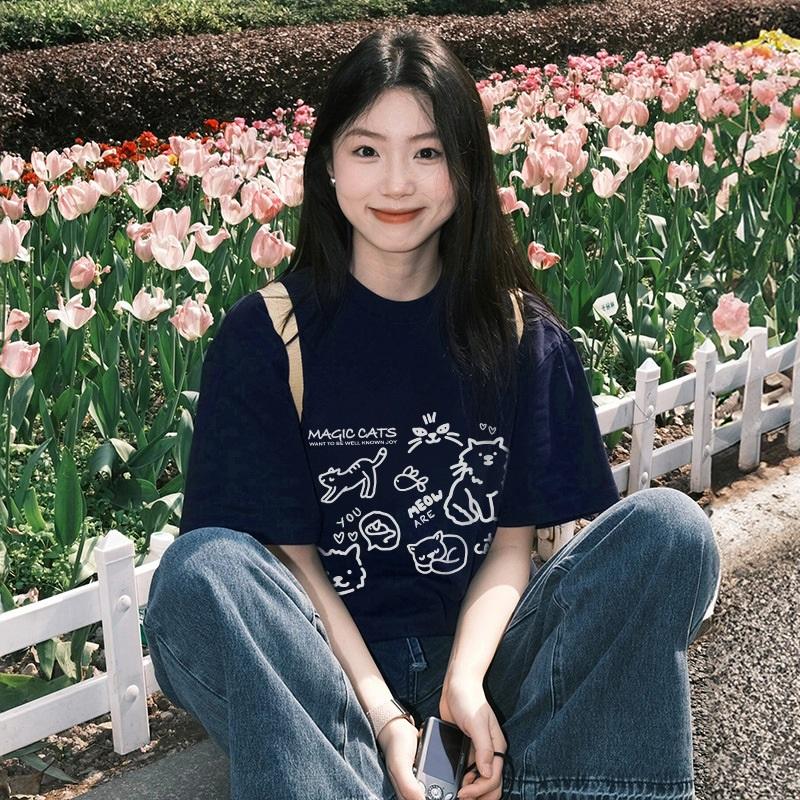 Damski Casualowy T-shirt z Krótkim Rękawem i Nadrukiem Magicznych Kotów Luźny Bawełniany T-shirt Letni Top