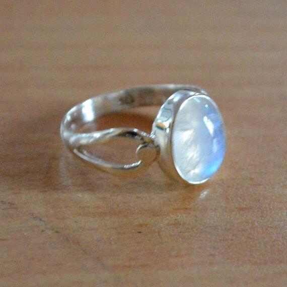 Natural Blue Fire Rainbow Moonstone Gemstone 925 Sterling Silver Ring