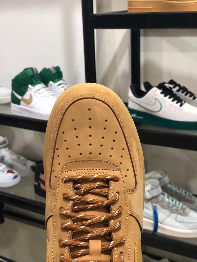 Scarpe Casual Air Force 1 in Vera Pelle Scamosciata Colore Grano con Ammortizzatore ad Aria Integrato per Uomo e Donna - Stile Autunno/Inverno