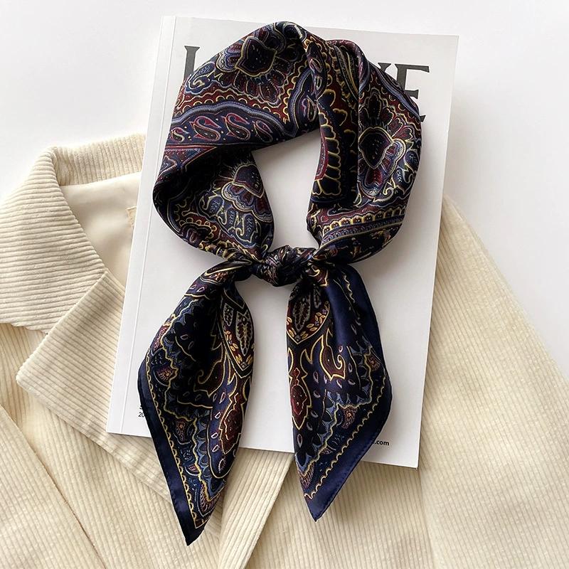 New SpringAutumn 100% Silk Small Square Scarf For Women Printed Decorative Silk Shawl 65Cm Bandana Head Scarves