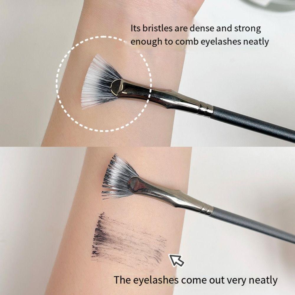 Makeup Brush Angled Fan-shaped Eyelash Brush Fine Professional Mascara Fan Brush Wooden Handle Clearly Rooted Makeup Tool