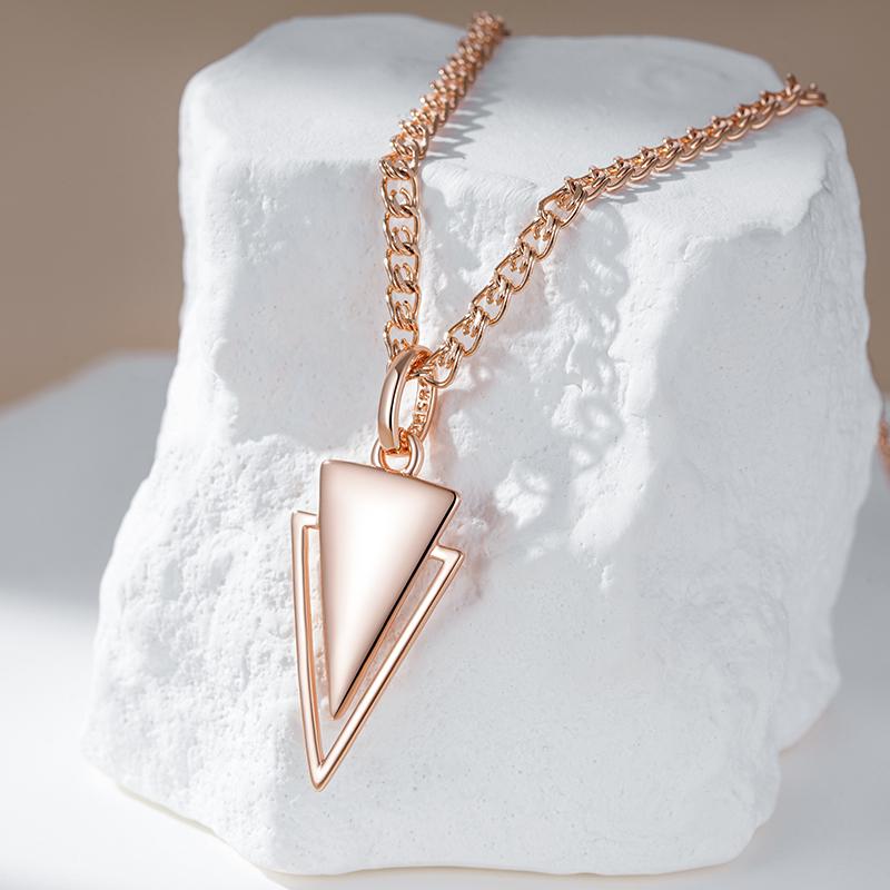 Fashion Glossy Pendant Necklaces For Women  Rose Gold Simple Triangle Pendant High Quality Daily Fine Jewelry