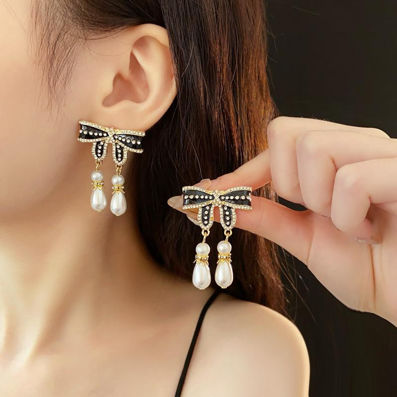 Silver Needle Flower Fringed Earrings French Light Luxury Temperament Earrings, Niche High-end Earrings