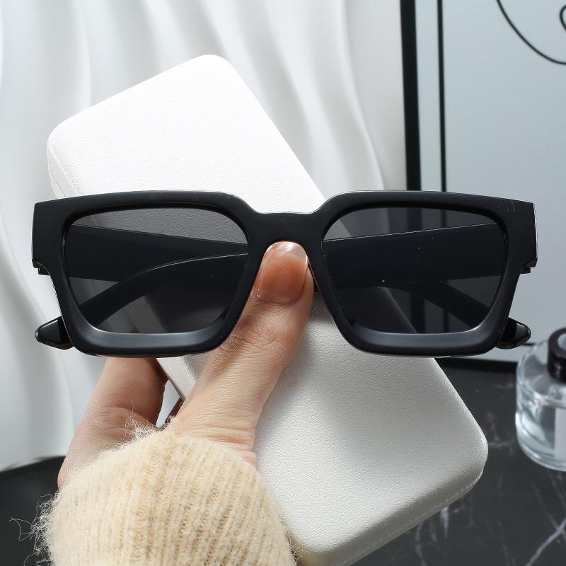 2024 New Arrival Fashion AC Lens Classic Cool Big Frame Glasses Retro Punk Thick square Frame Sunglasses for Women Men