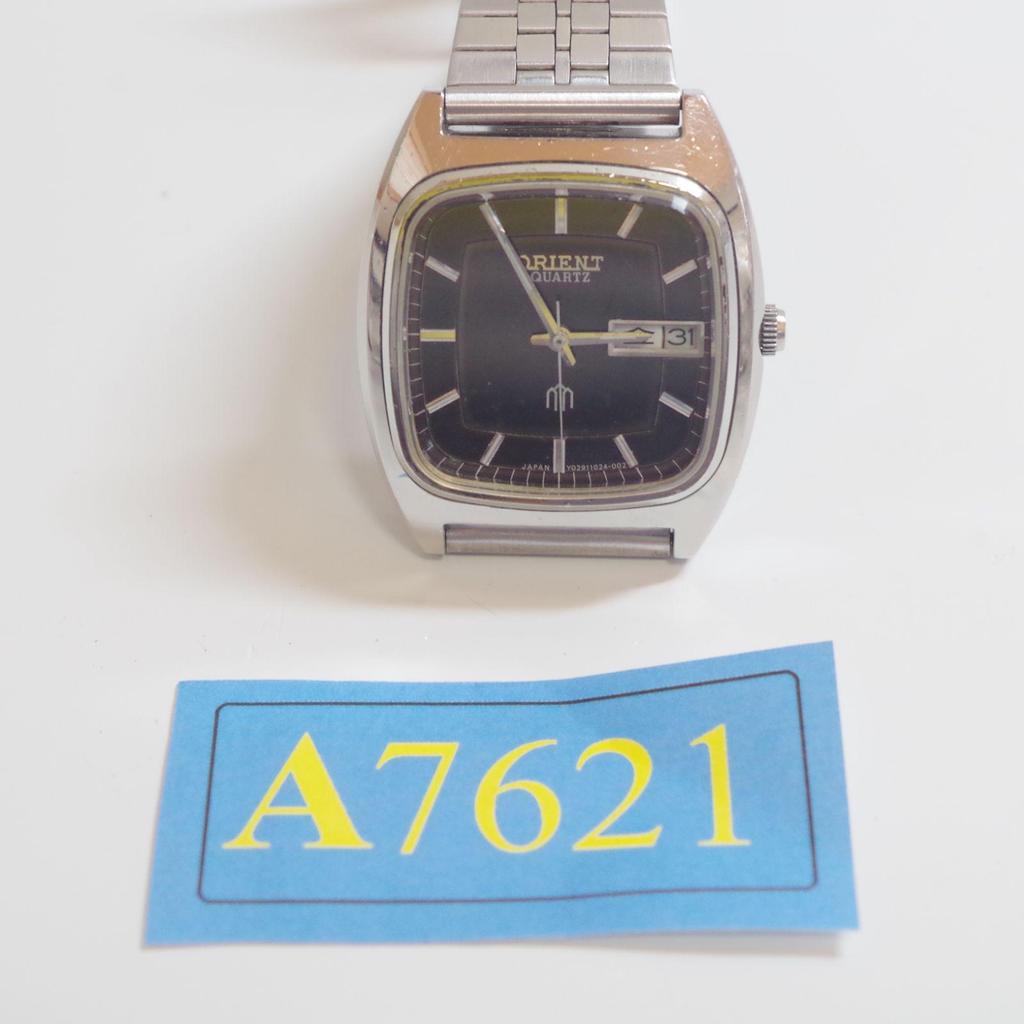 Used A7621 ORIENT Y029102-40 Quartz Day Date Brown Dial Men's Watch Working Item