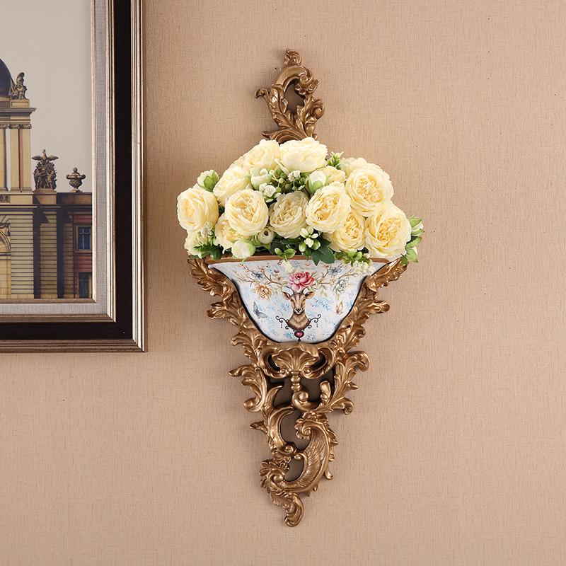European Wall-Mounted Vase: Creative Resin Ornament for Retro Home Decor