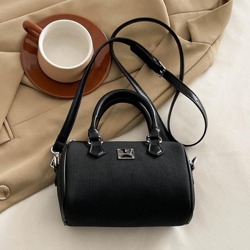 Popular Hot-selling Korean Version of Simple Temperament Portable Pillow Bag Women's Versatile Foreign Style Advanced Texture Solid Color Messenger 